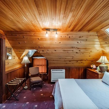 Mamere'S Guest House Monmouth Екстериор снимка