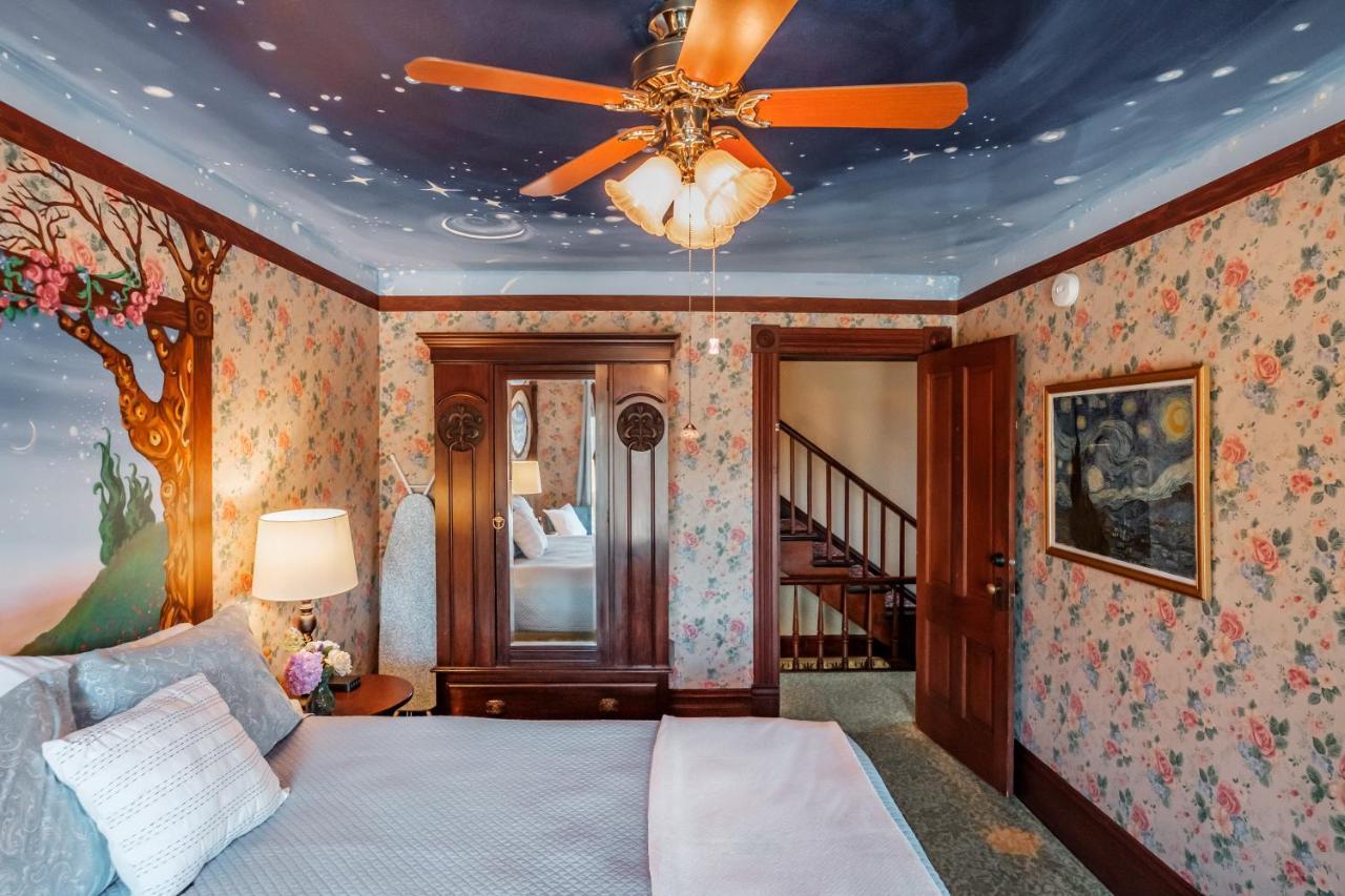 Mamere'S Guest House Monmouth Екстериор снимка